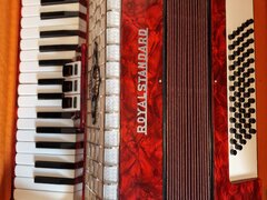 Vand instrumente muzicale Bucuresti